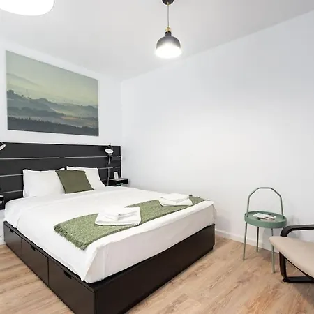Cozy Studio In Downtown Apartment *